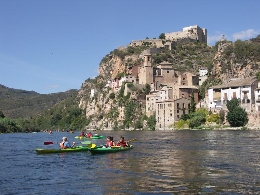 Els Canterers Miravet Bagian luar foto